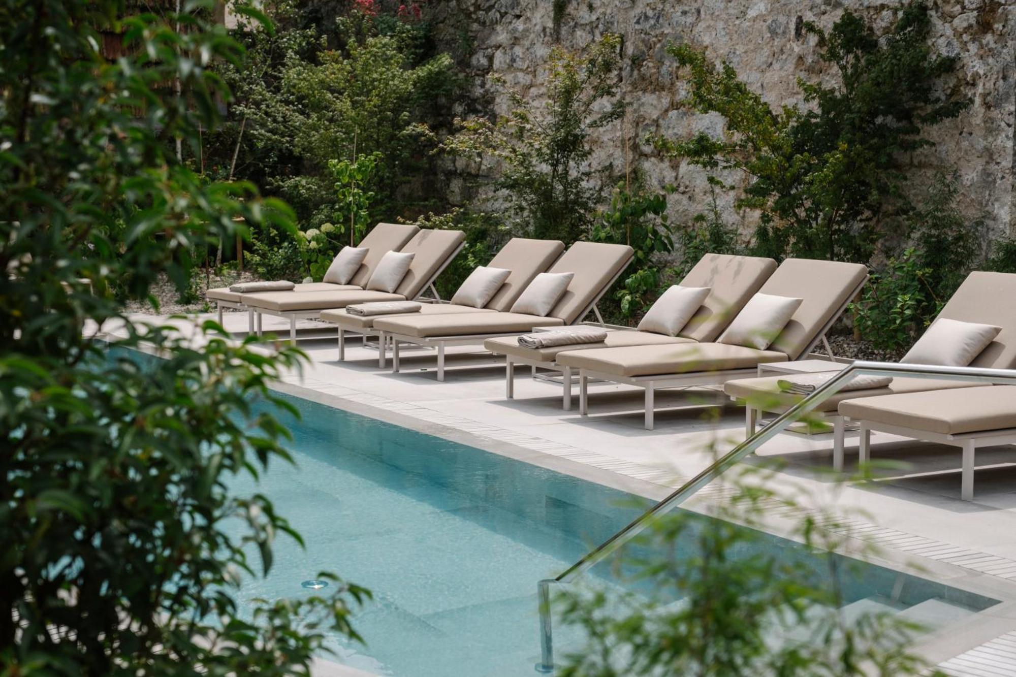 Hotel Rhin Garden Santander Esterno foto